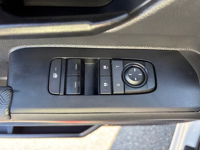 Used 2025 Toyota Tacoma SR RWD image 12