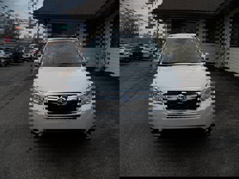 Used 2016 Subaru Forester 2.5i Premium w/ Popular Package #1 AWD/4WD image 5