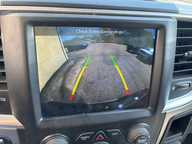 Used 2018 RAM 1500 SLT AWD/4WD image 19