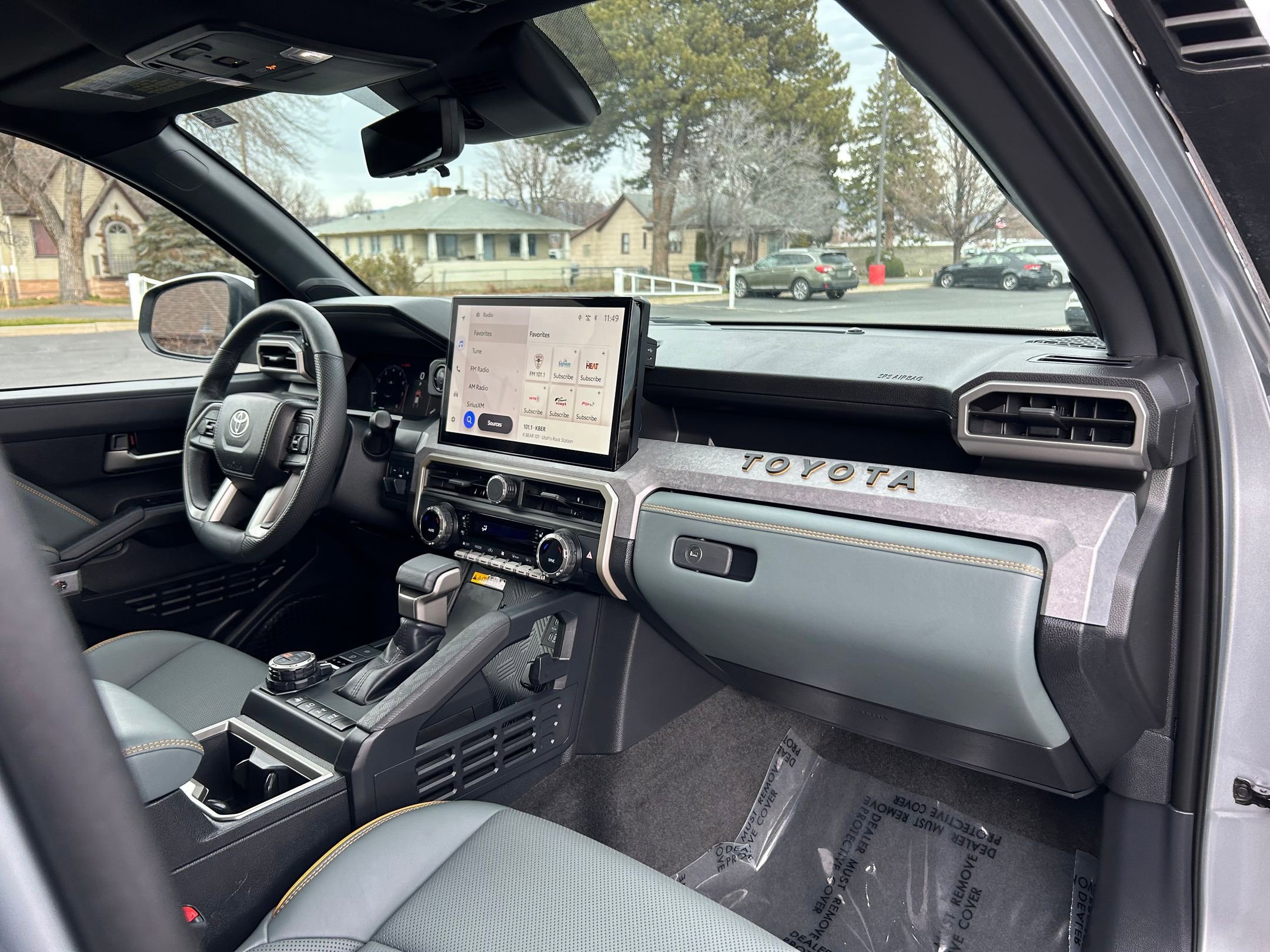 Used 2024 Toyota Tacoma Trailhunter image 27