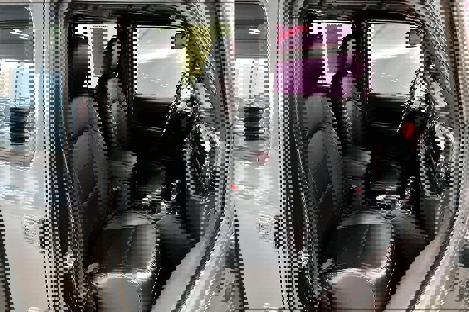 Used 2020 Jeep Wrangler Unlimited Sahara image 12