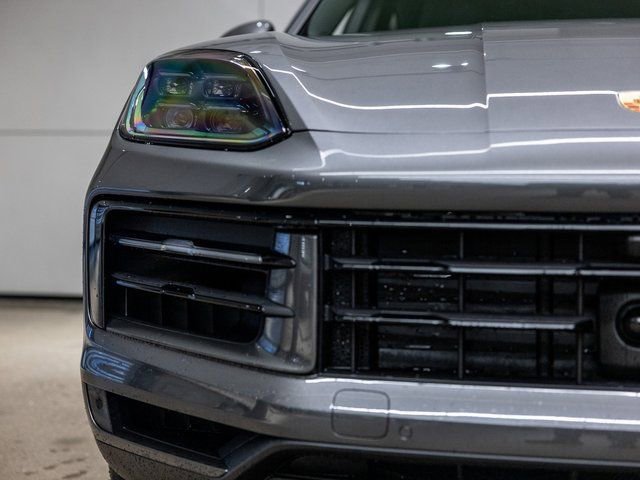 New 2026 Porsche Cayenne Coupe image 9