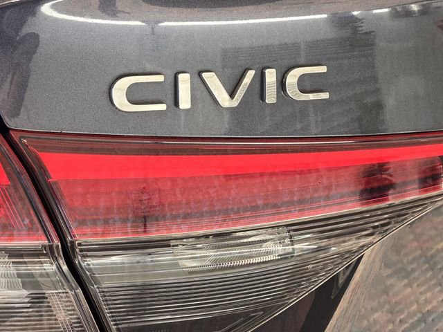Used 2023 Honda Civic Touring image 11