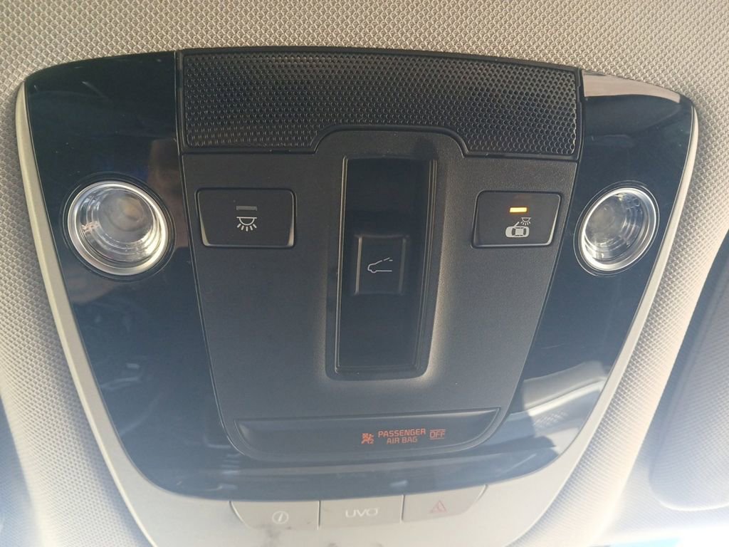 Used 2021 Kia Sorento S w/ Panoramic Sunroof Package image 29