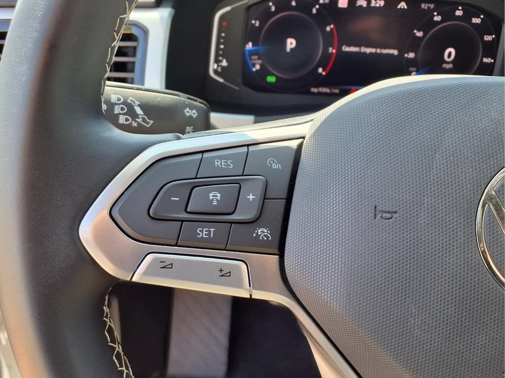 Used 2023 Volkswagen Atlas SEL AWD/4WD image 15