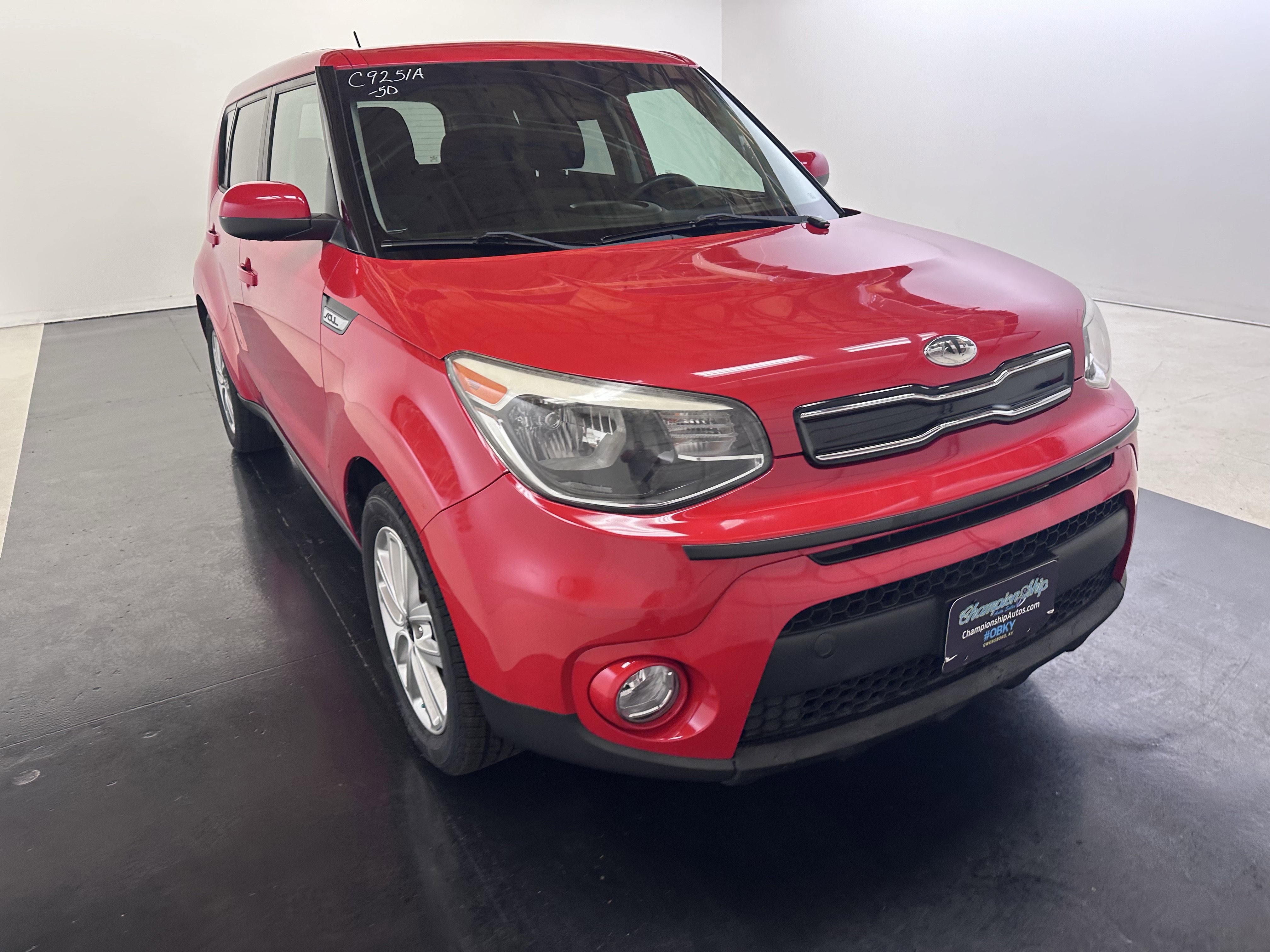 Used 2018 Kia Soul + image 4