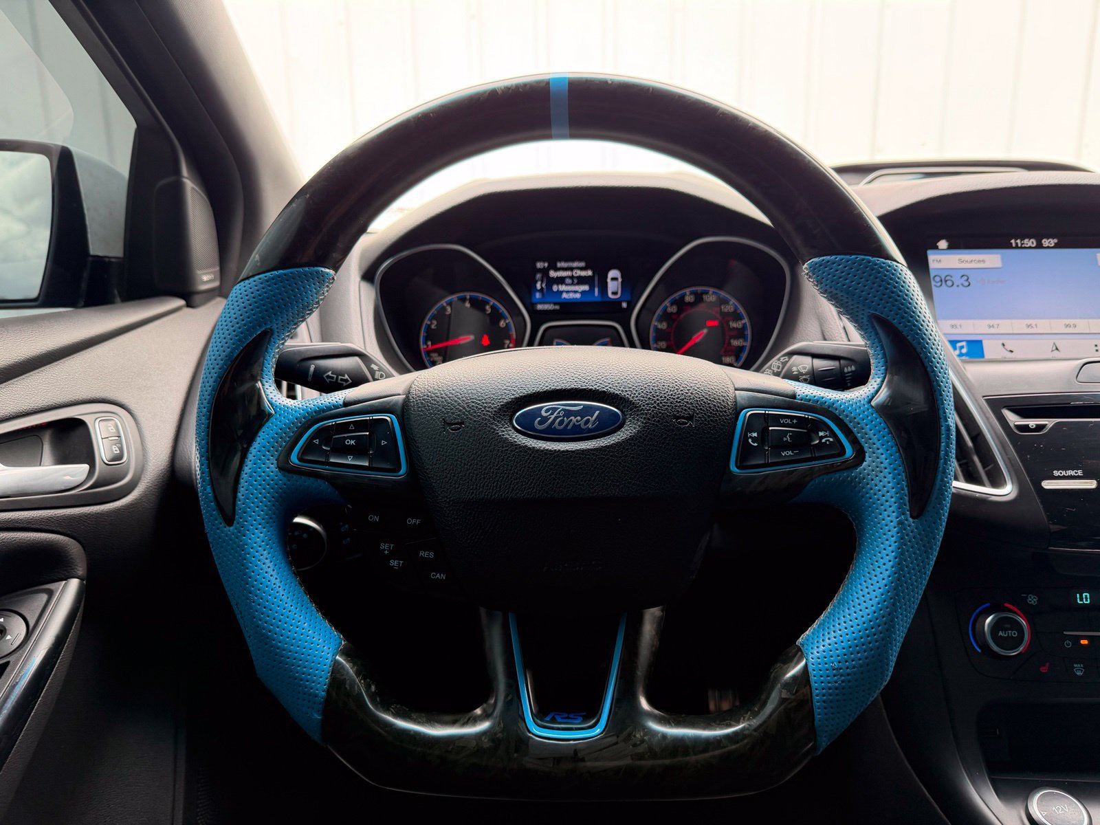 Used 2017 Ford Focus RS AWD/4WD image 14