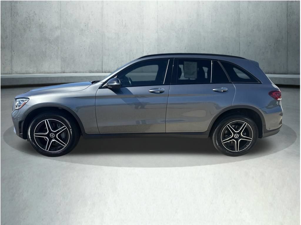 Used 2021 Mercedes-Benz GLC 300 4MATIC image 2