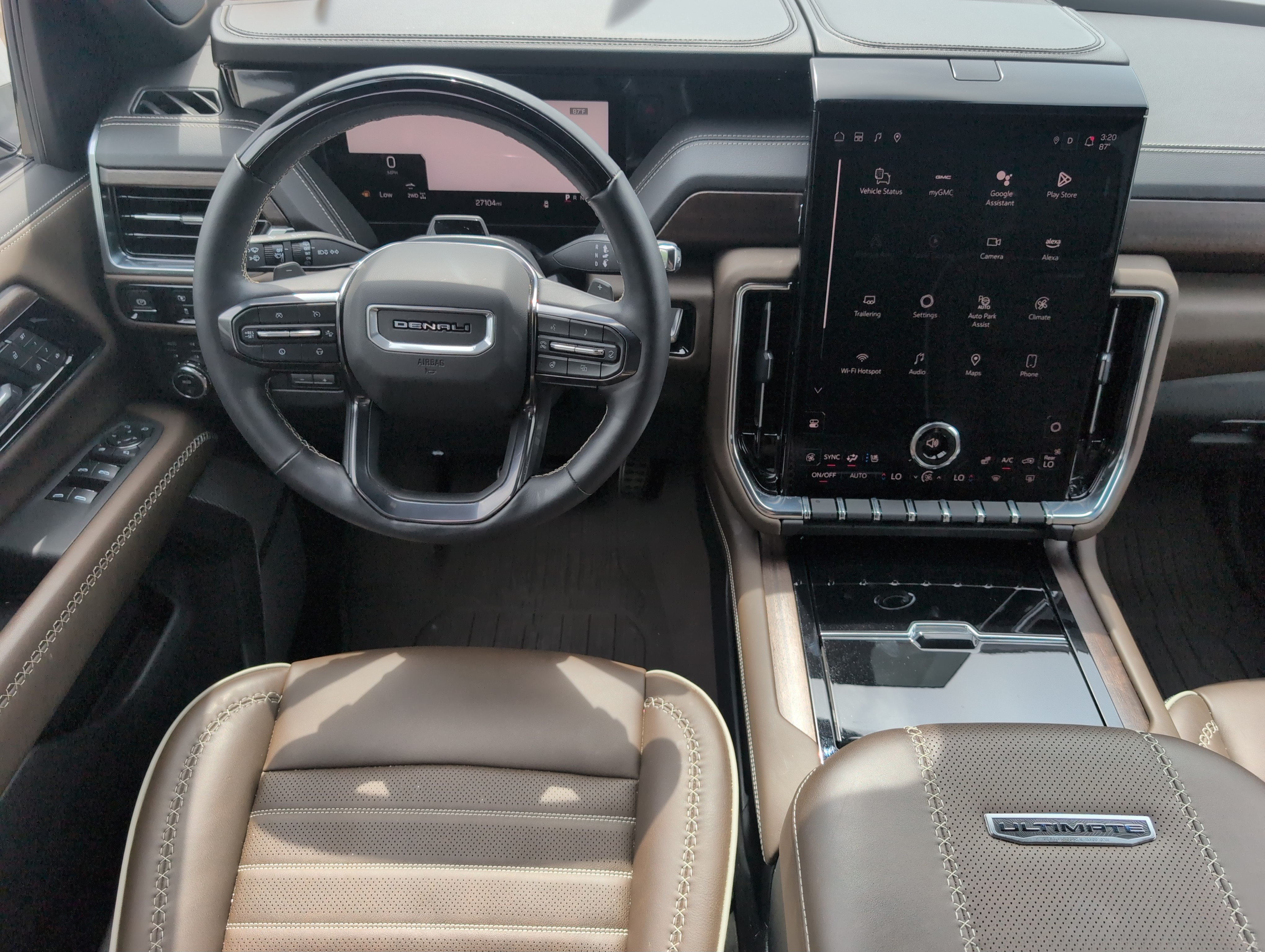 Used 2025 GMC Yukon Denali Ultimate w/ LPO, Floor Liner Package AWD/4WD image 31