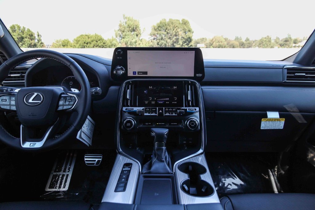 New 2026 Lexus LX 600 F Sport AWD/4WD image 12