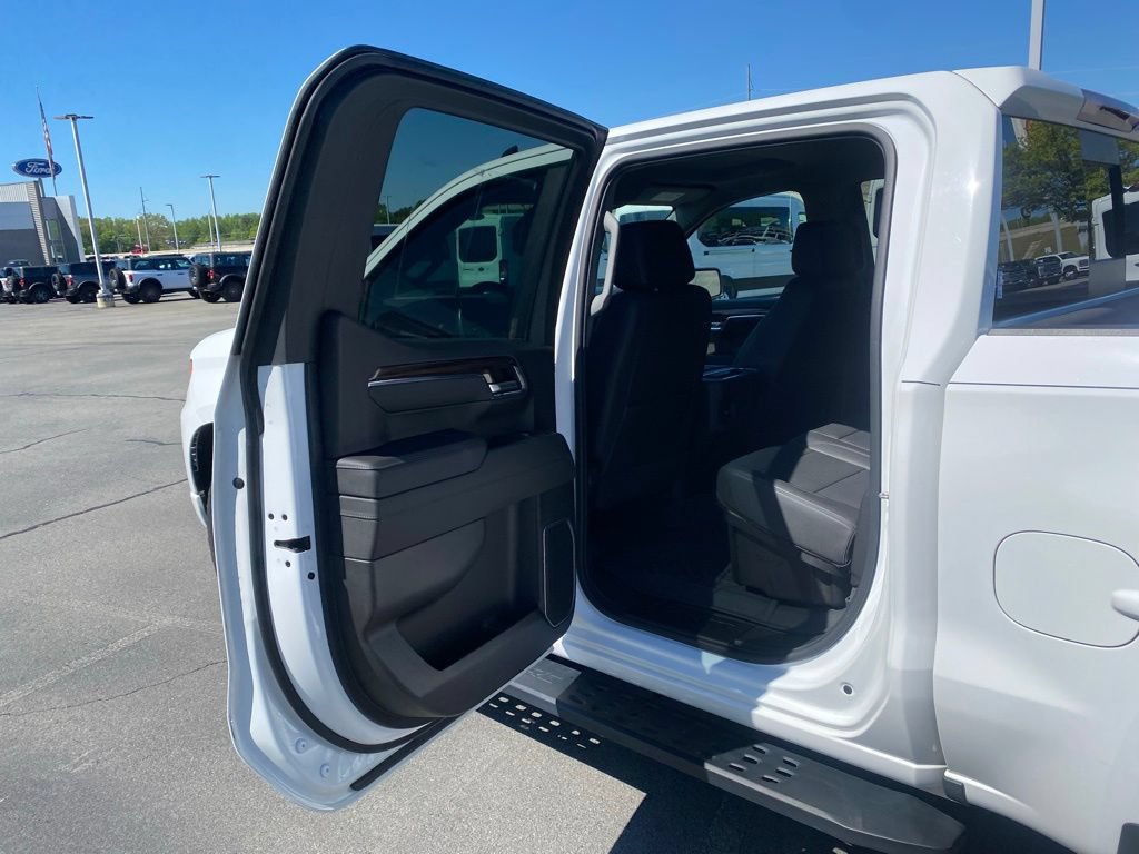 Used 2023 Chevrolet Silverado 1500 RST w/ All Star Edition Plus AWD/4WD image 27