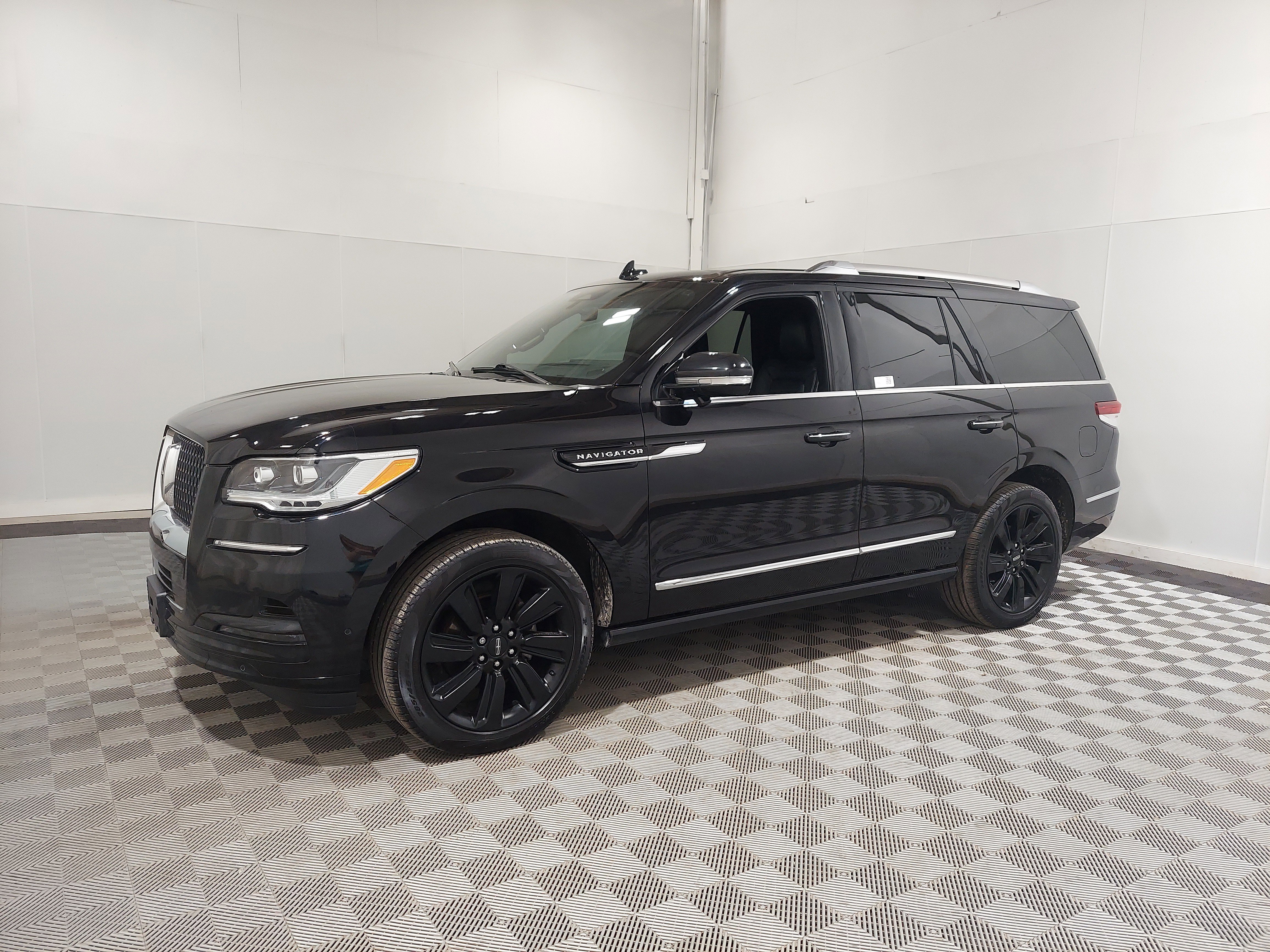 Used 2022 Lincoln Navigator Reserve w/ Equipment Group 201A