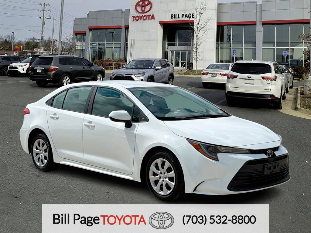 Used 2023 Toyota Corolla LE FWD image 1