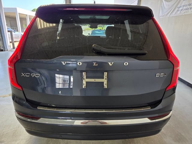 Used 2024 Volvo XC90 B5 Plus w/ Protection Package Premier AWD/4WD image 4