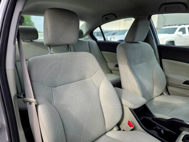 Used 2012 Honda Civic LX image 33