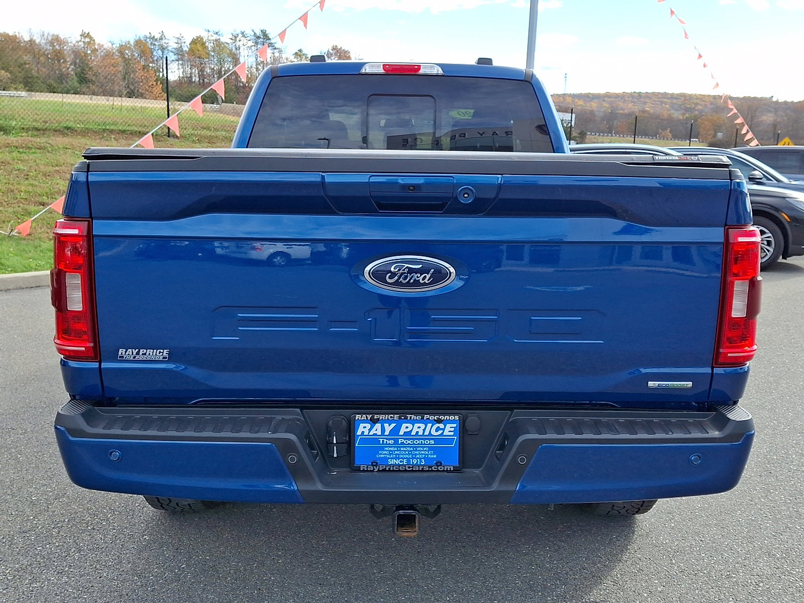 Certified 2022 Ford F150 XLT w/ Equipment Group 302A High image 5