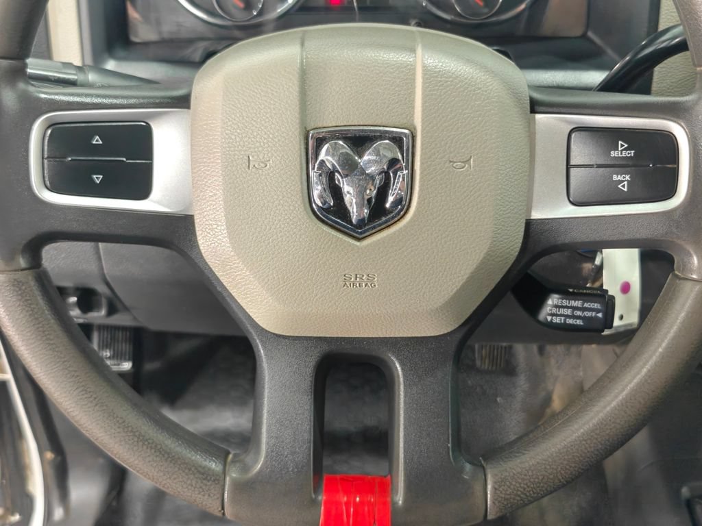 Used 2011 RAM 5500 4x4 Regular Cab w/ ST Decor Group image 5