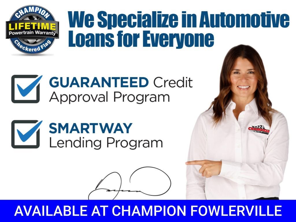 Used 2025 Chevrolet Trax LT image 8