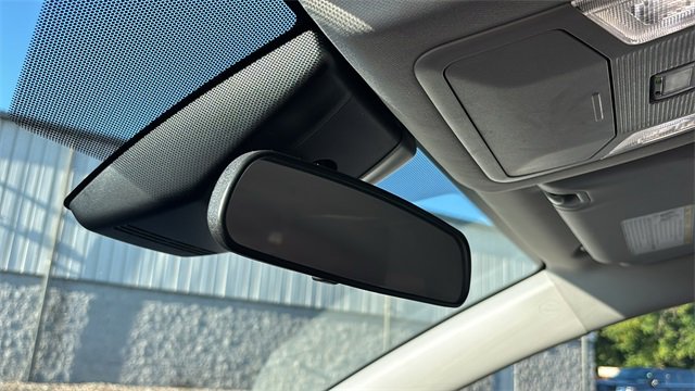 Used 2024 Toyota RAV4 LE image 22