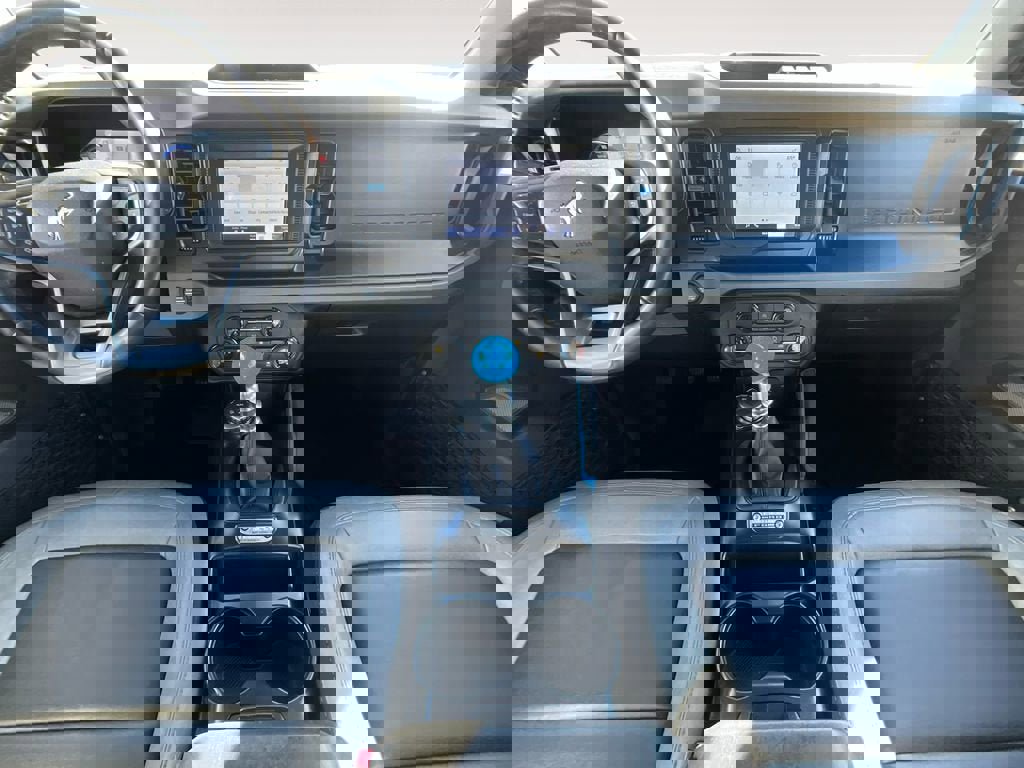 Used 2022 Ford Bronco Black Diamond image 11