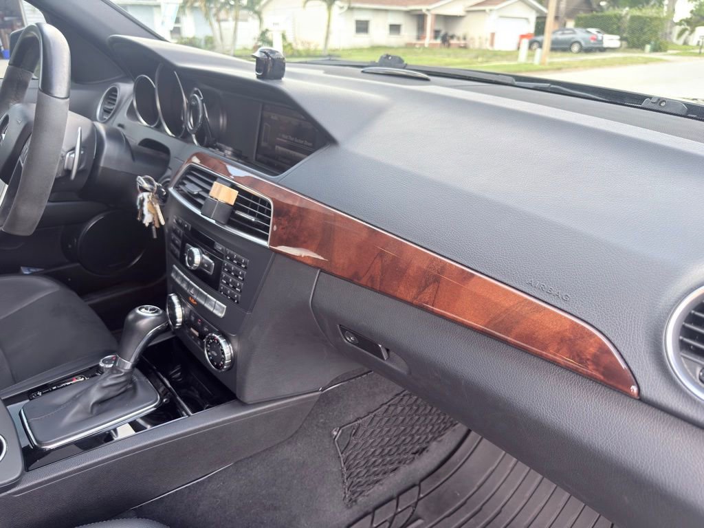 Used 2013 Mercedes-Benz C 63 AMG Sedan image 37