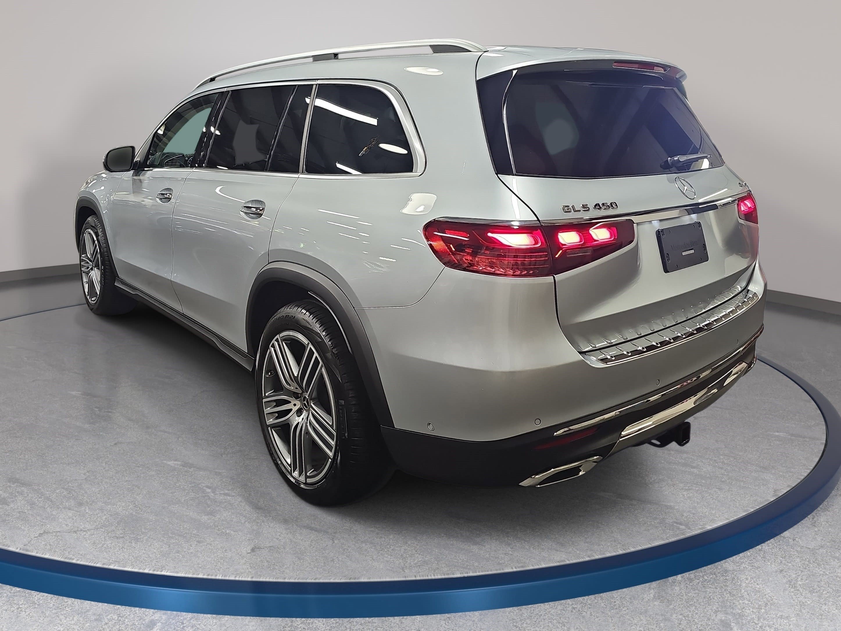 New 2026 Mercedes-Benz GLS 450 4MATIC image 7