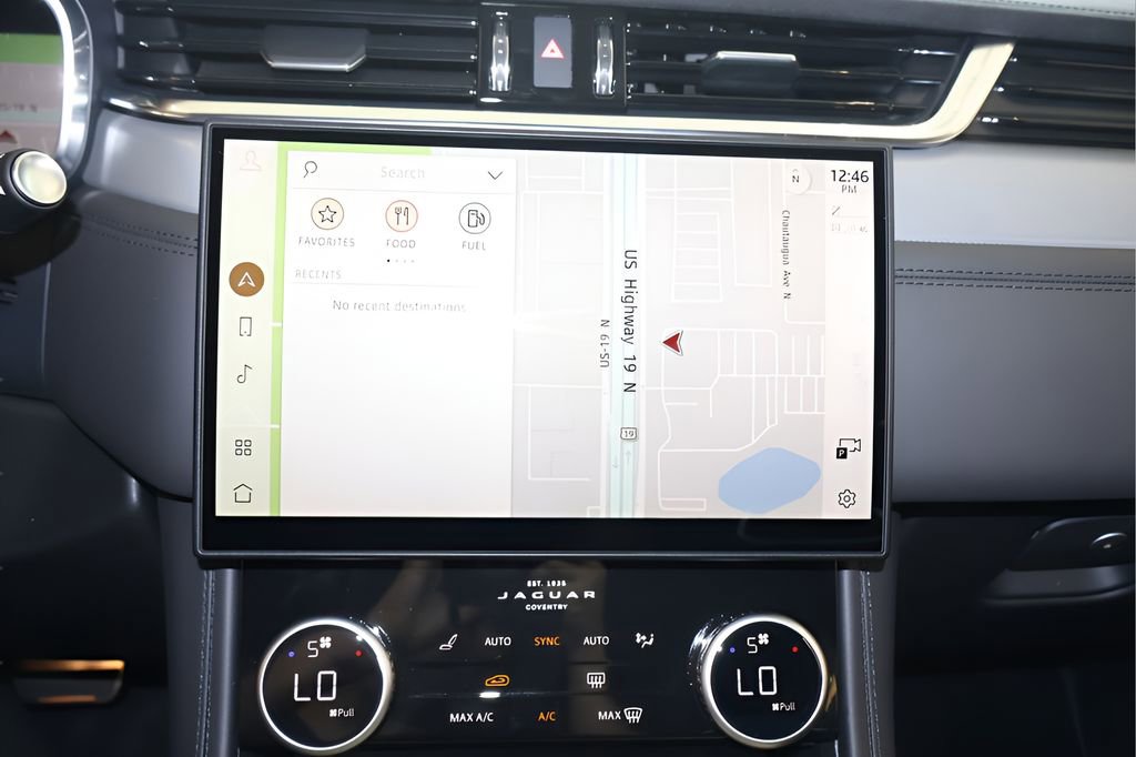 New 2026 Jaguar F-PACE SVR image 21