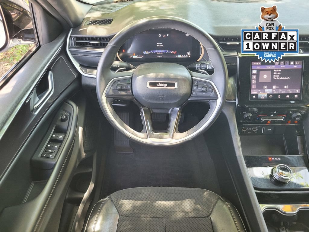 Used 2023 Jeep Grand Cherokee Altitude AWD/4WD image 11