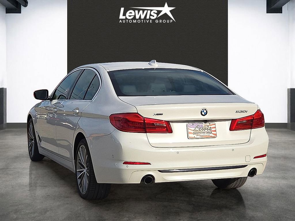 Used 2020 BMW 530i xDrive w/ Premium Package AWD/4WD image 3