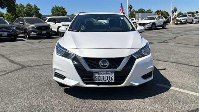 Used 2022 Nissan Versa SV FWD image 8