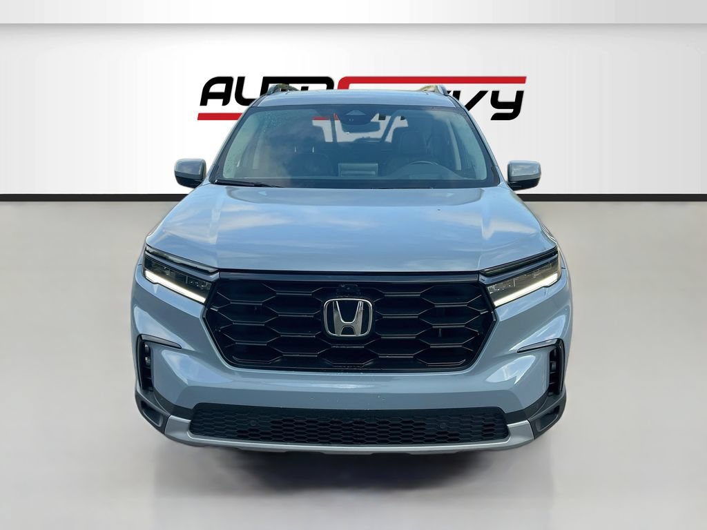 Used 2024 Honda Pilot Elite image 2