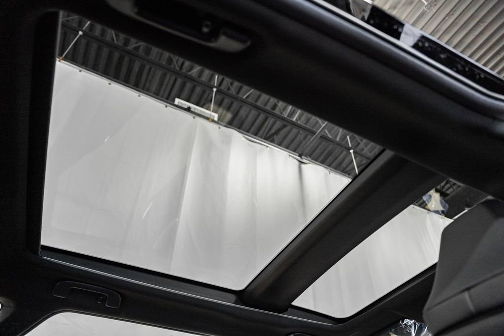 New 2025 Toyota Crown Signia image 34