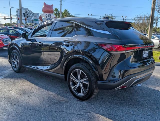 Used 2023 Lexus RX 350 Premium w/ Accessory Package (Z1) FWD image 5