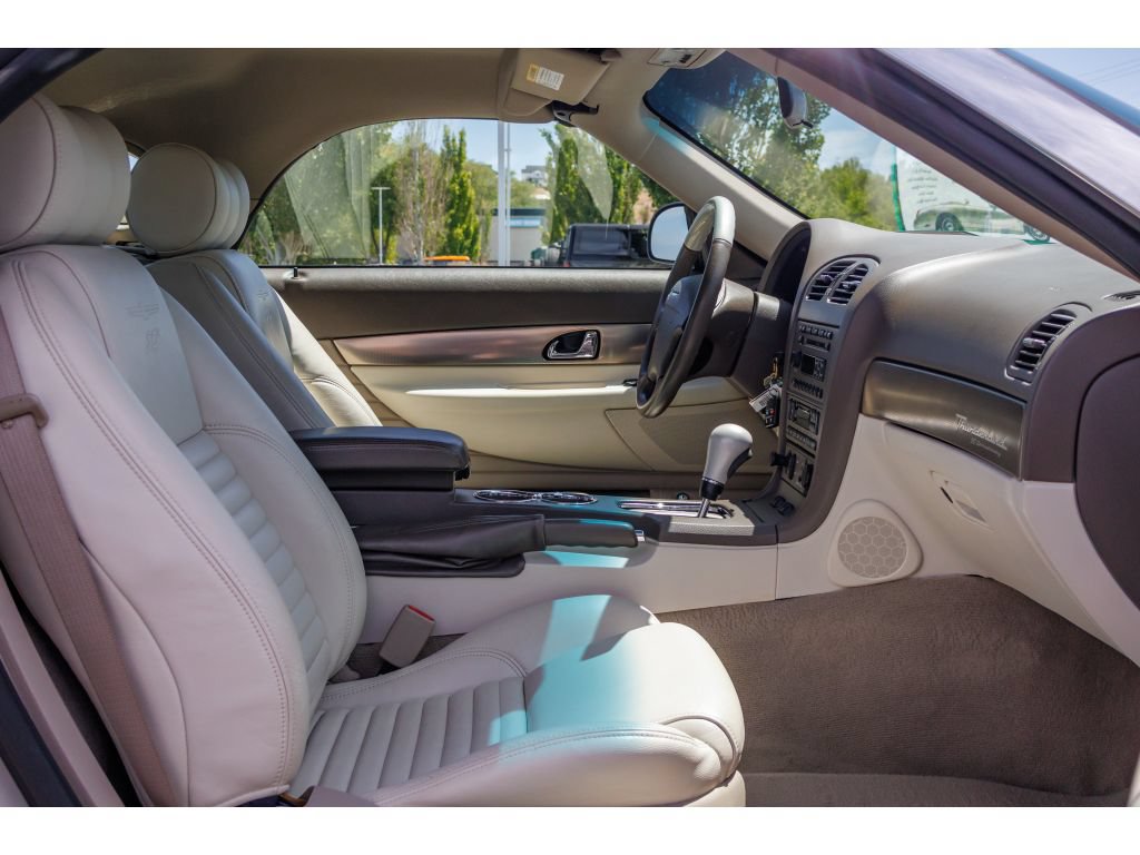 Used 2005 Ford Thunderbird 50th Anniversary RWD image 10