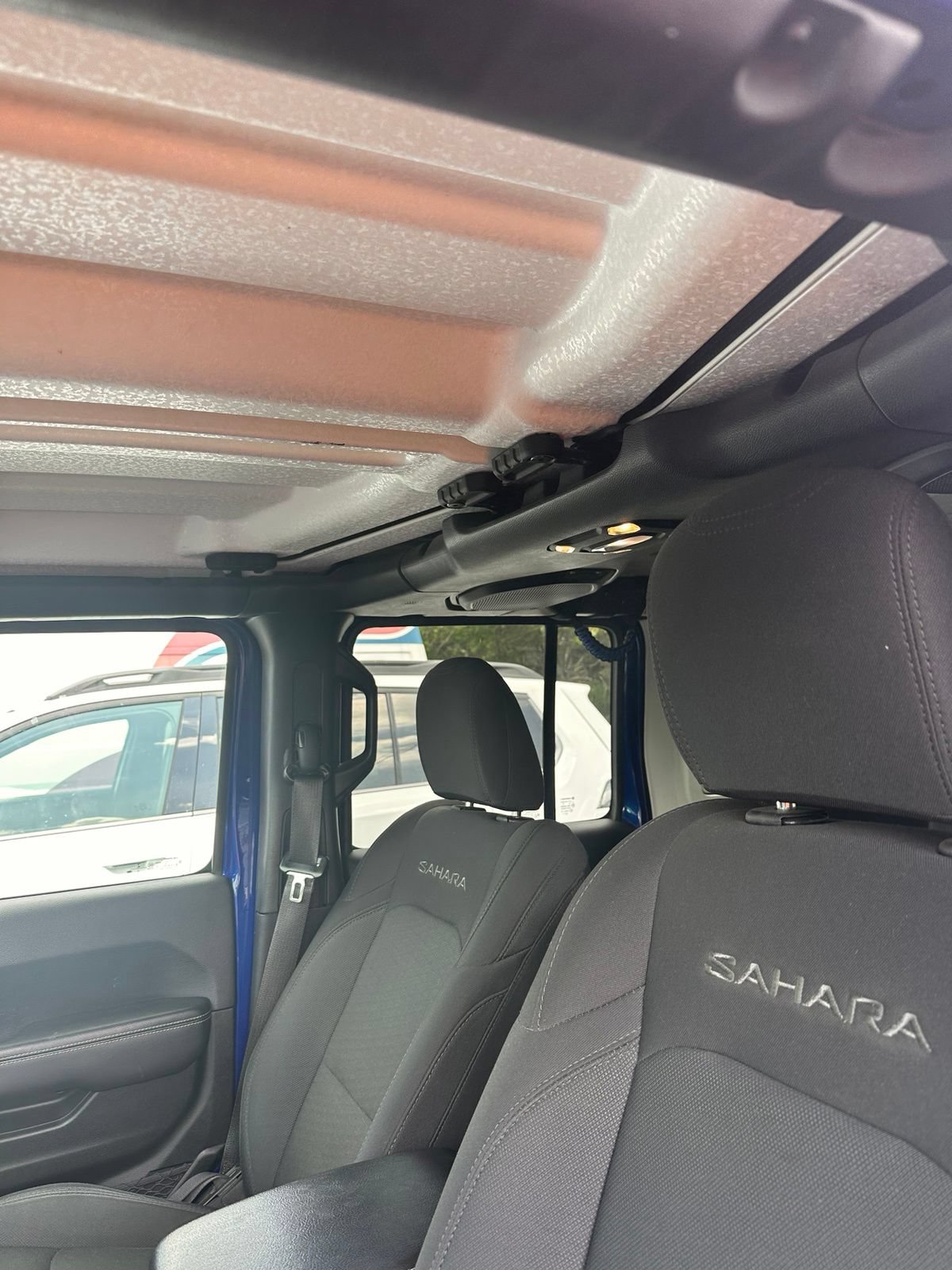 Used 2019 Jeep Wrangler Unlimited Sahara AWD/4WD image 2