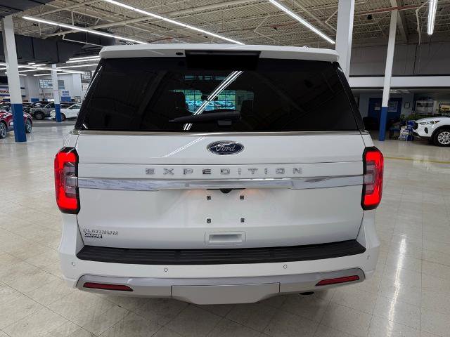 Certified 2023 Ford Expedition Platinum image 5