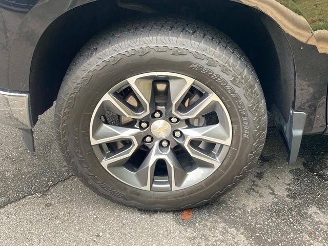 Used 2023 Chevrolet Silverado 1500 LT AWD/4WD image 6