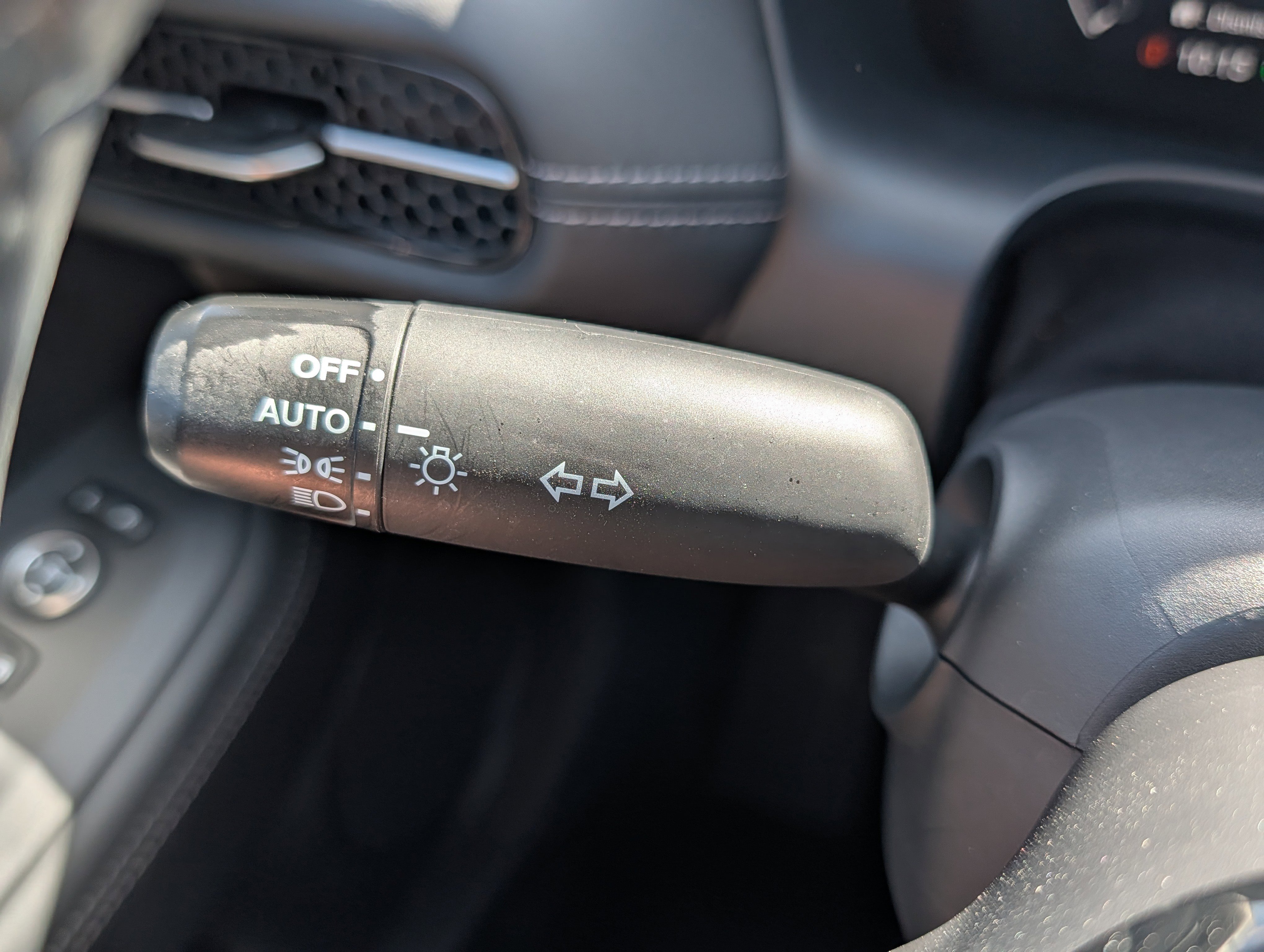 Used 2024 Honda HR-V EX-L image 27