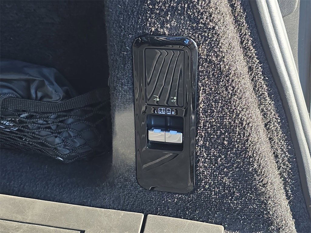 Certified 2023 Land Rover Range Rover Sport SE Dynamic image 17