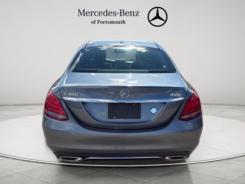 Used 2018 Mercedes-Benz C 300 4MATIC Sedan image 4