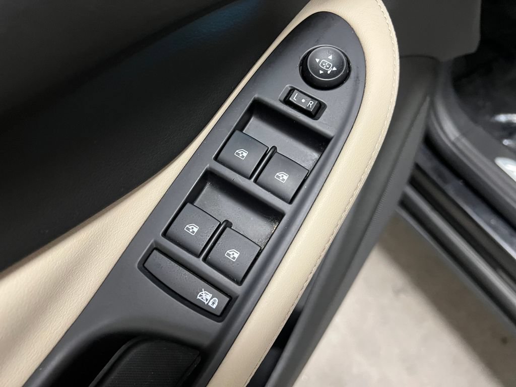 Used 2018 Buick Envision Preferred AWD/4WD image 14