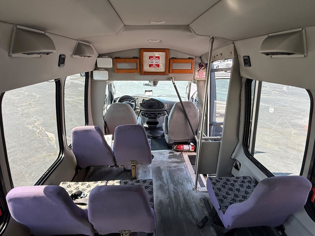 Used 2007 Ford E-350 and Econoline 350 Super Duty RWD image 10
