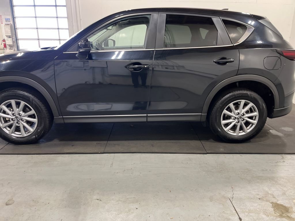 Used 2023 MAZDA CX-5 AWD 2.5 S w/ Preferred Package image 4