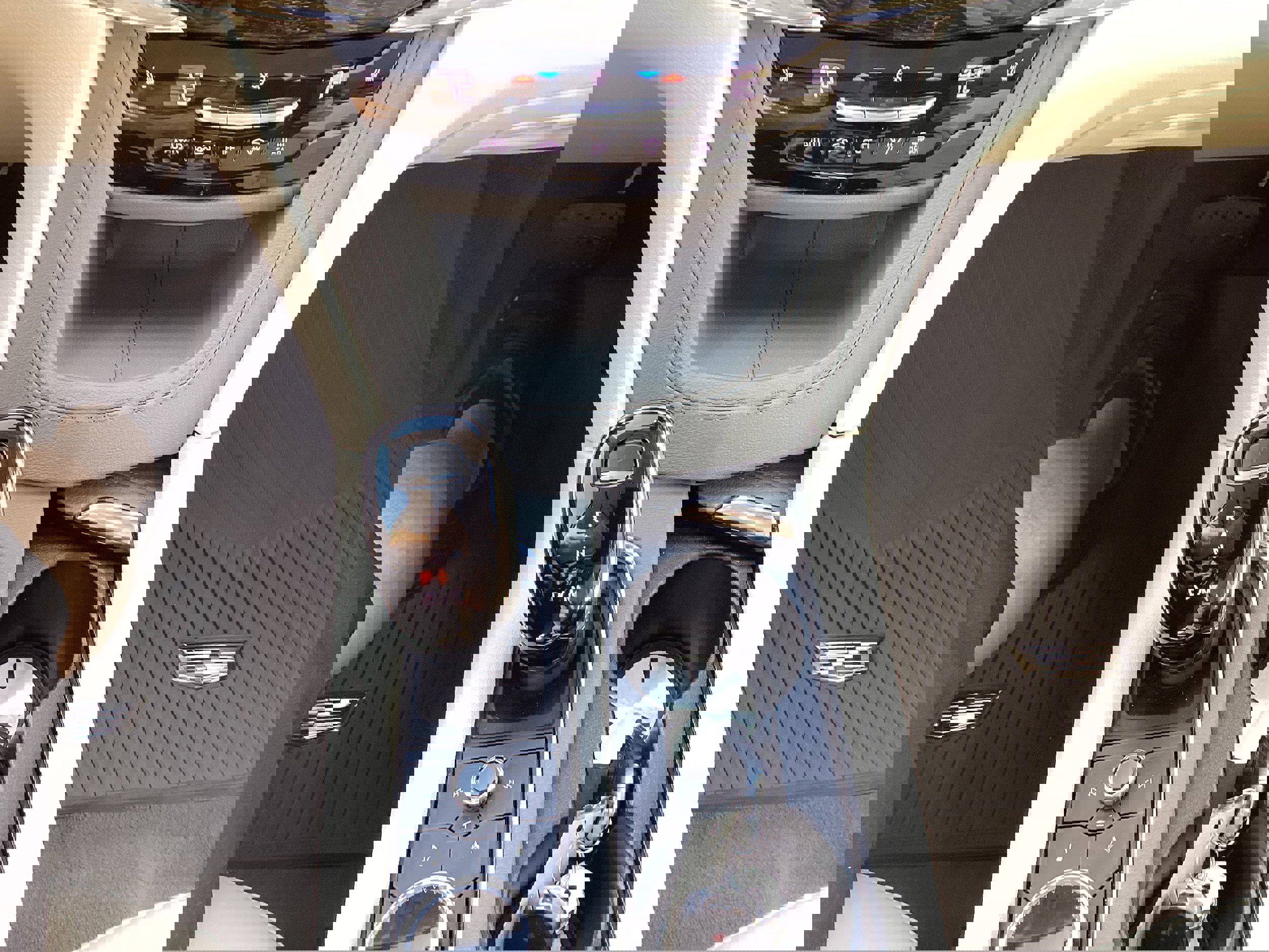 Used 2020 Cadillac XT6 Premium Luxury image 22