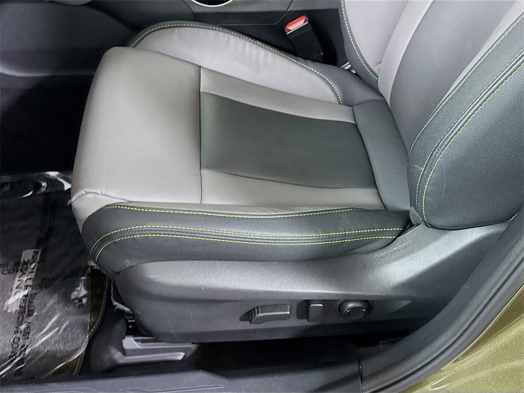 Certified 2025 Subaru Outback Onyx Edition XT image 26