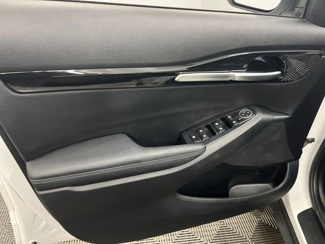 Certified 2024 Kia Seltos S image 11
