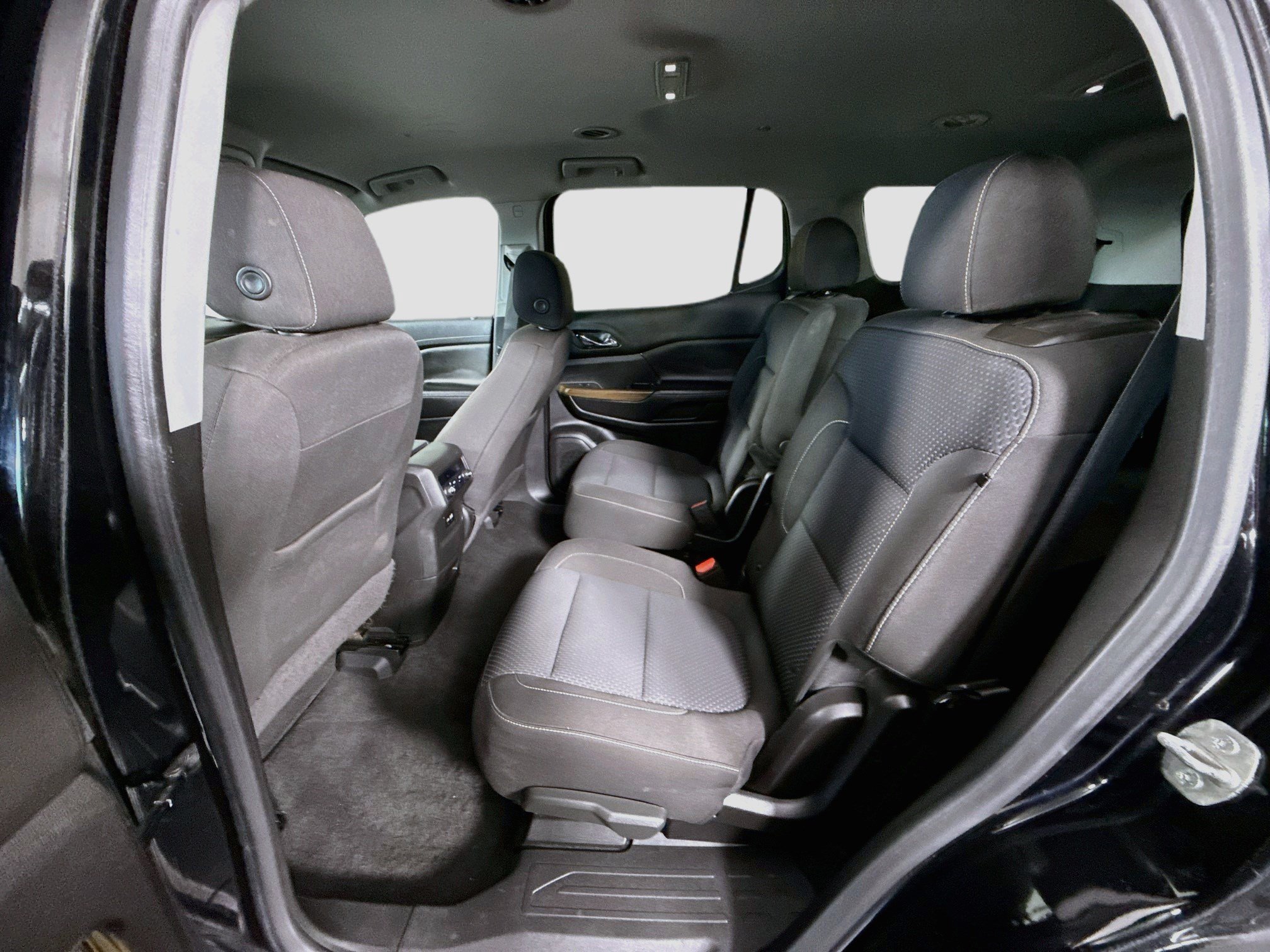 Used 2020 GMC Acadia SLE FWD image 25