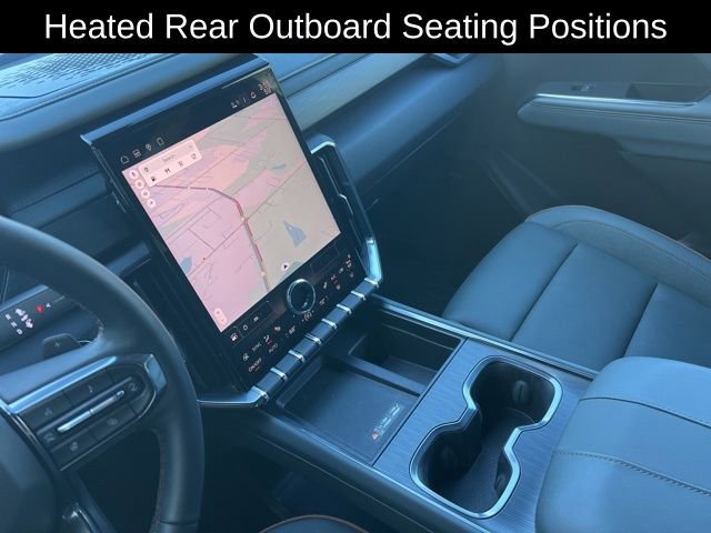 Used 2024 GMC Acadia AT4 w/ Luxury Package image 23