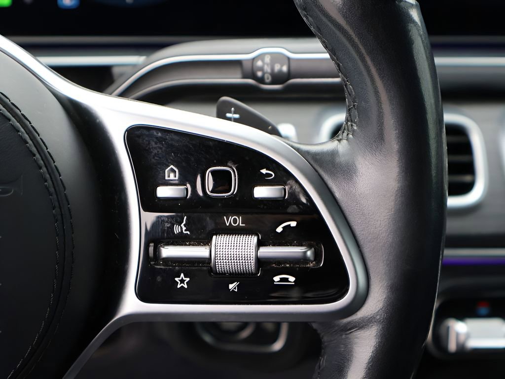 Used 2021 Mercedes-Benz GLS 580 4MATIC image 35