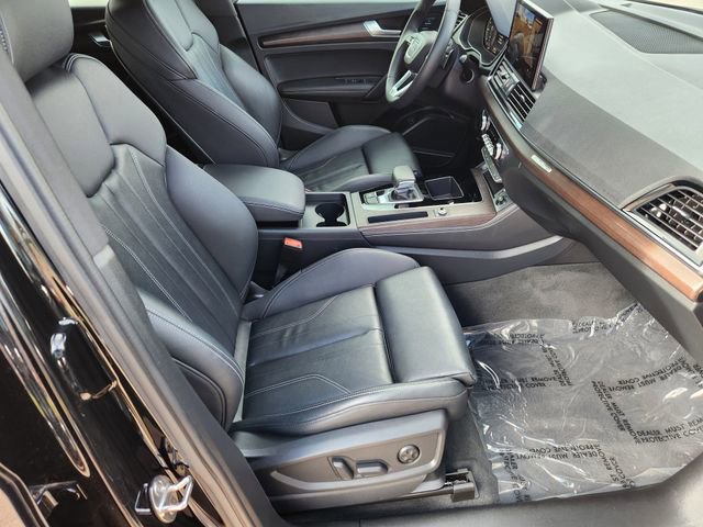 Used 2025 Audi Q5 e Premium Plus image 12